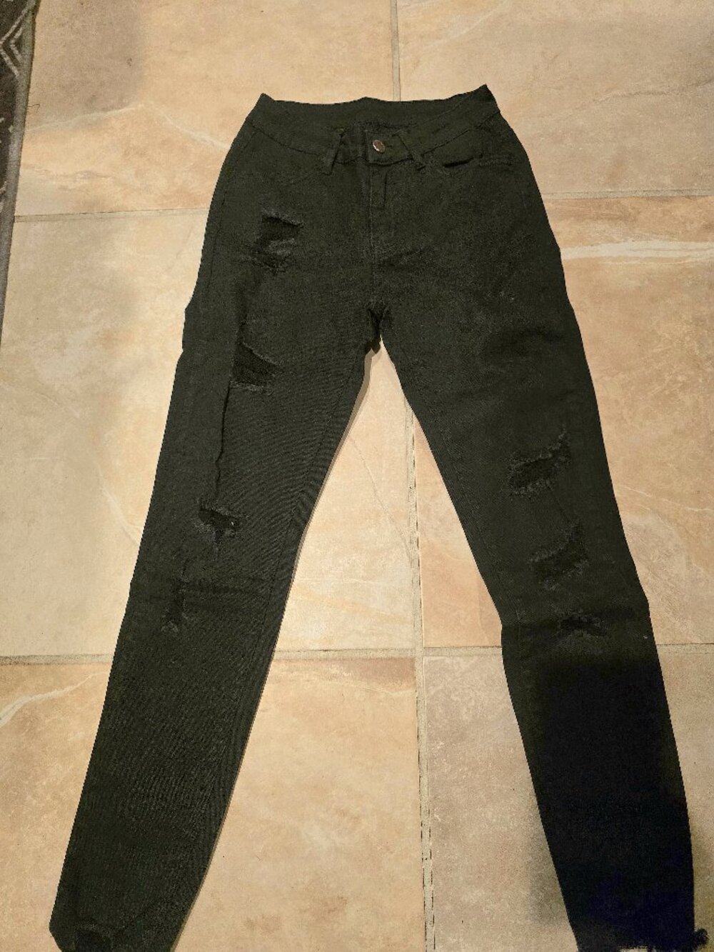 Shein Black Distressed Jeans Size M (6)